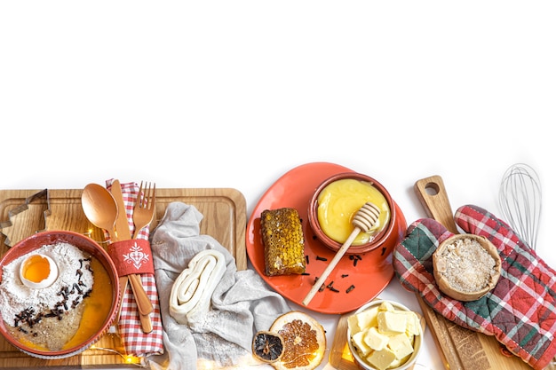 Ассортимент блюд на столе